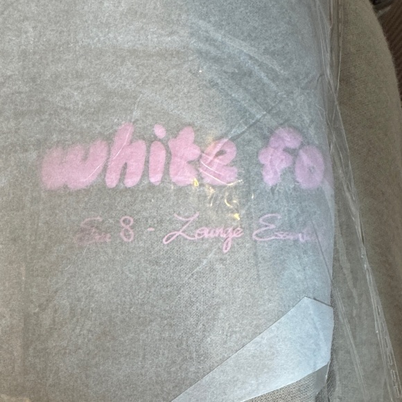 White Fox Boutique Era 8 Oversized Hoodie in Mooncake Color, Size S/M NWT - Picture 6 of 7